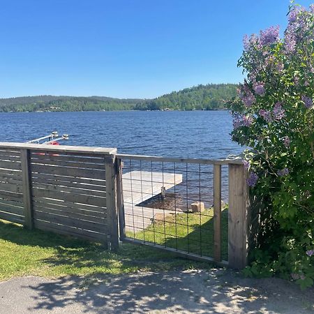 New House By The Lake Bunn & Private Bathing Jetty Gränna Exterior foto